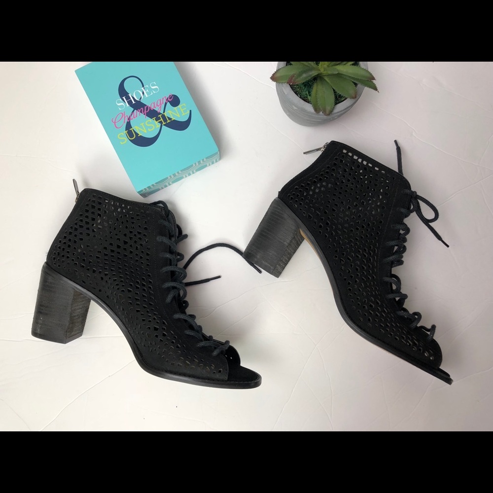 Vince Camuto peep toe booties, sz 9 1/2m
